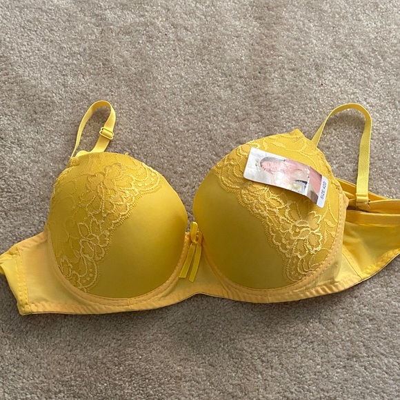 NWT underwire light padding size 42D lace bra - Picture 1 of 6